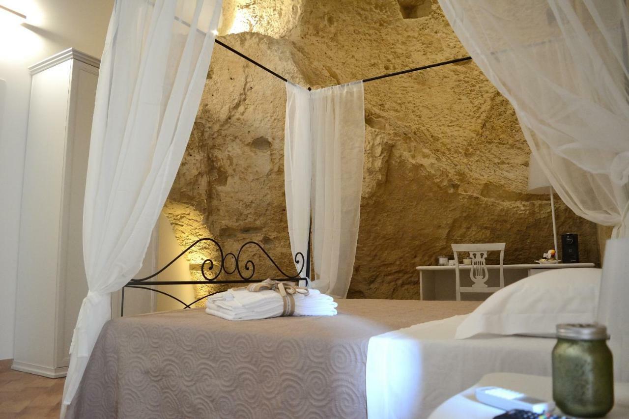 B&B Fontana La Stella Гравина ин Пулия Екстериор снимка